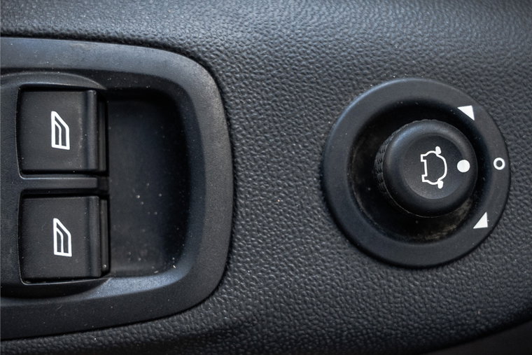 Vehicle Image 24