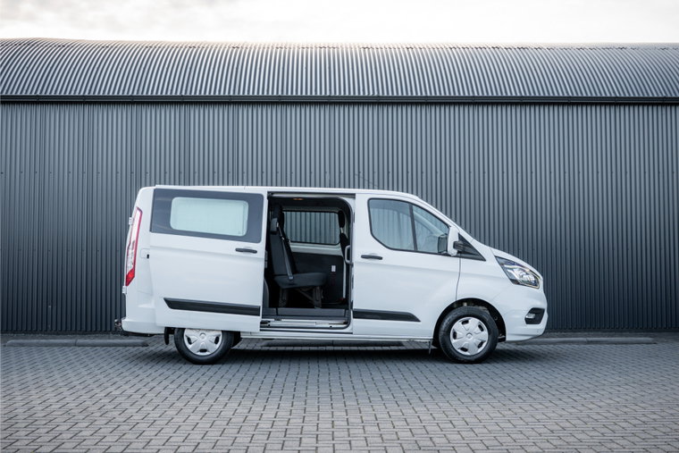 Vehicle Image 7