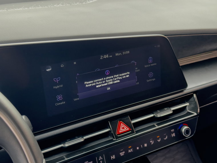 Vehicle Image 19
