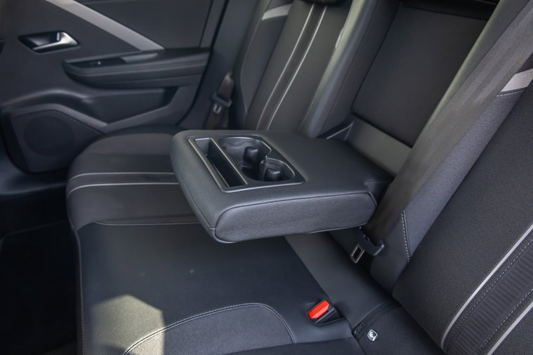 Vehicle Image 31