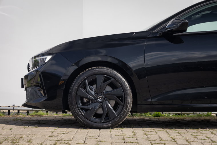 Vehicle Image 37