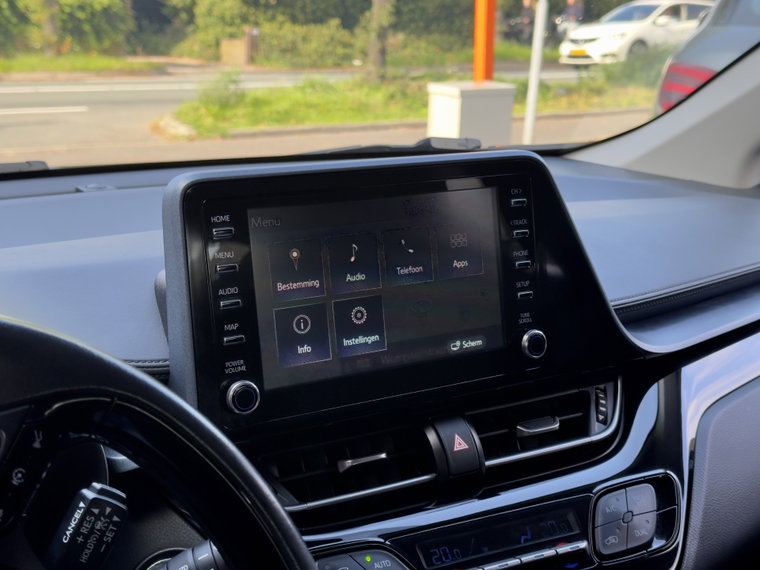Vehicle Image 23