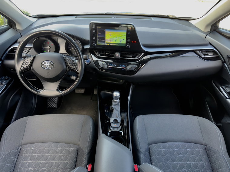 Vehicle Image 10