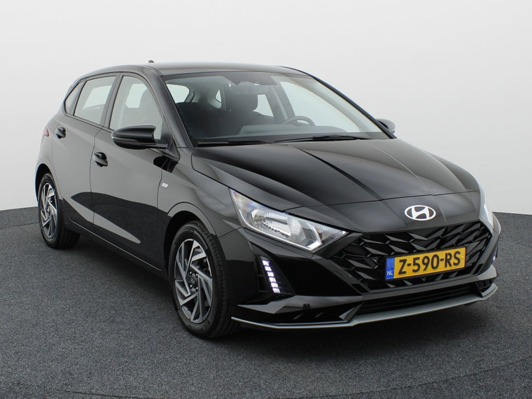 Vehicle Image 21