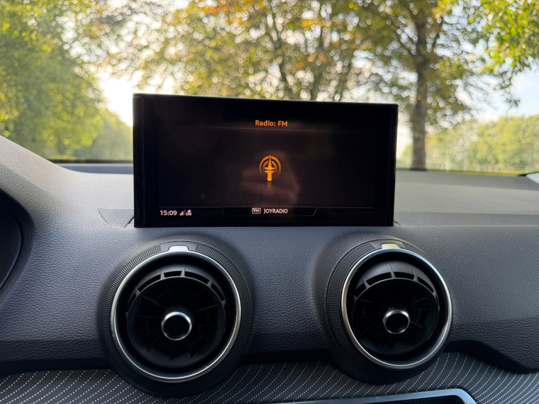 Vehicle Image 20