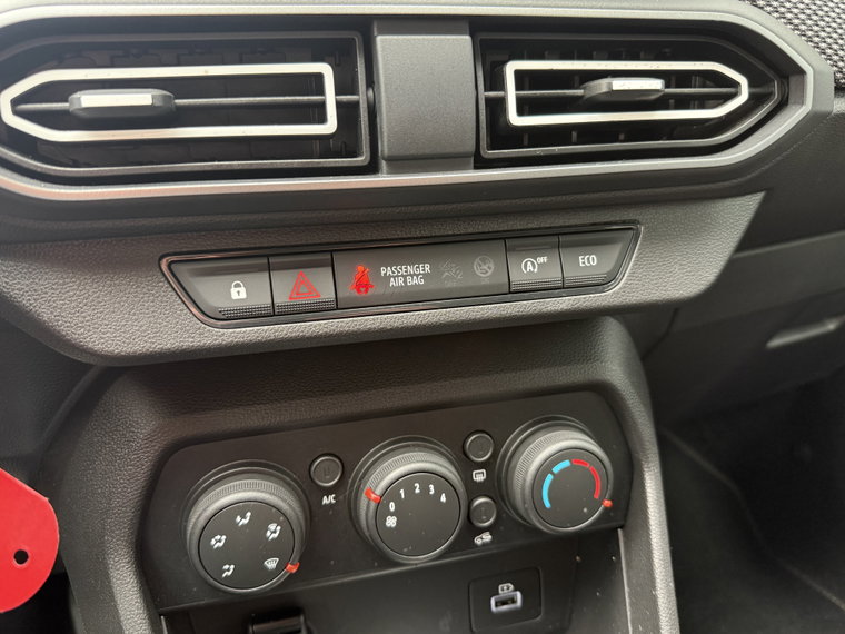 Vehicle Image 27