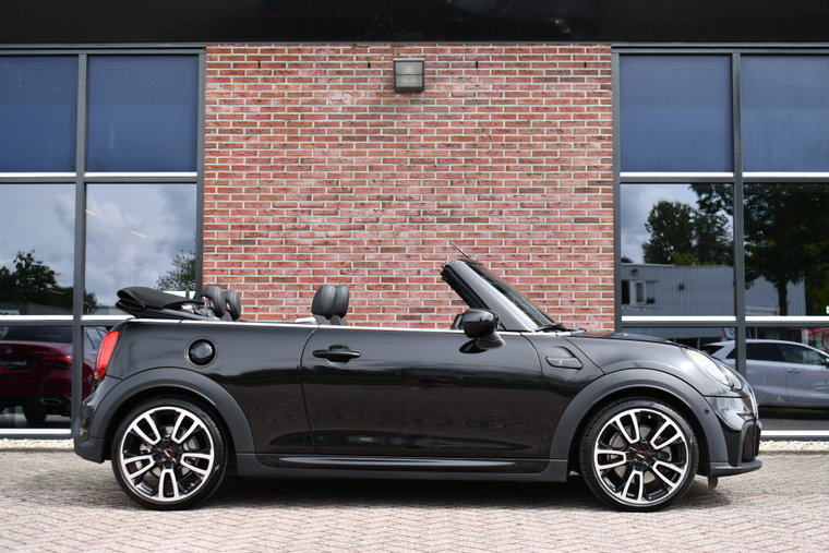 Vehicle Image 47