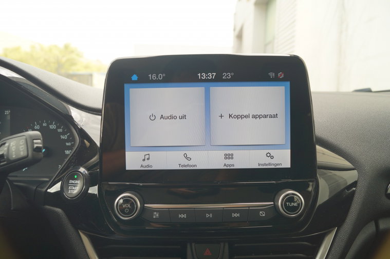 Vehicle Image 17
