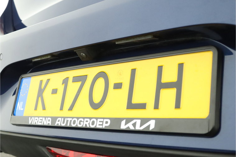 Vehicle Image 43