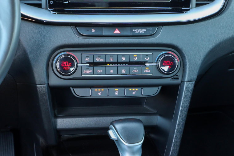 Vehicle Image 35