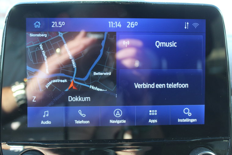 Vehicle Image 21