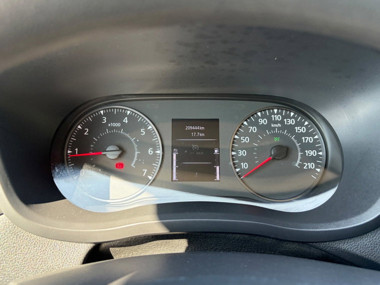 Vehicle Image 17