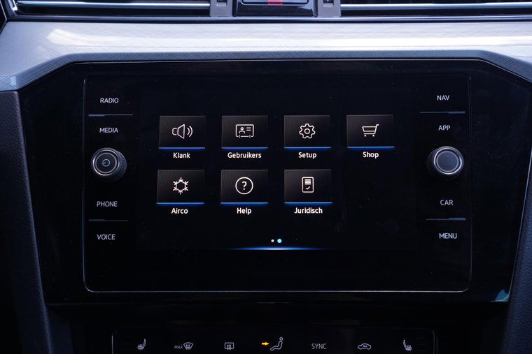 Vehicle Image 38