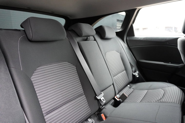 Vehicle Image 15