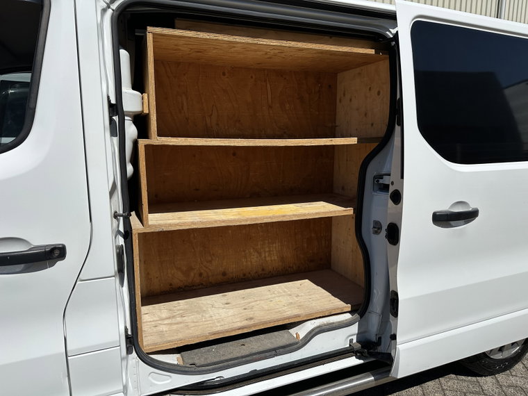 Vehicle Image 28