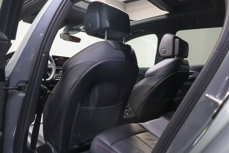 Vehicle Image 39