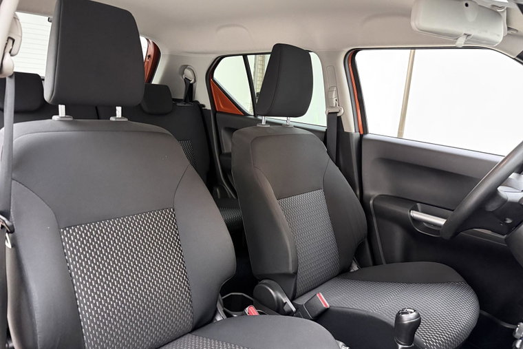 Vehicle Image 13