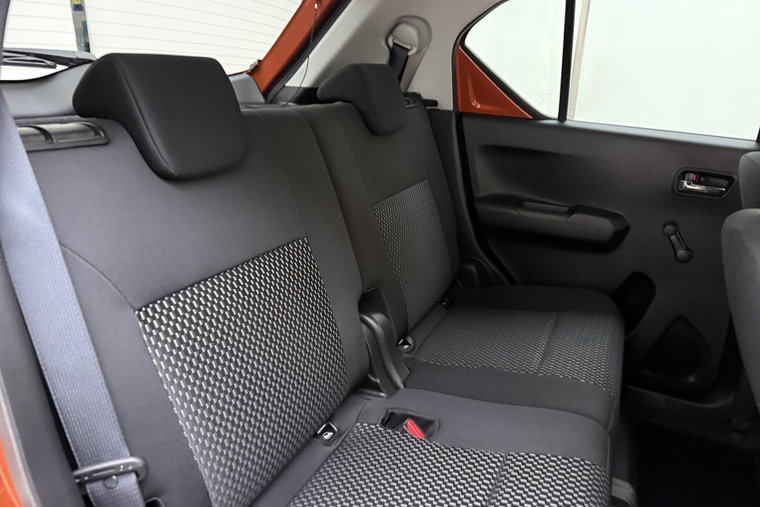 Vehicle Image 14