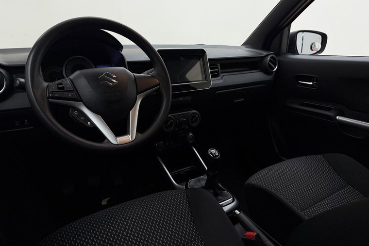 Vehicle Image 16