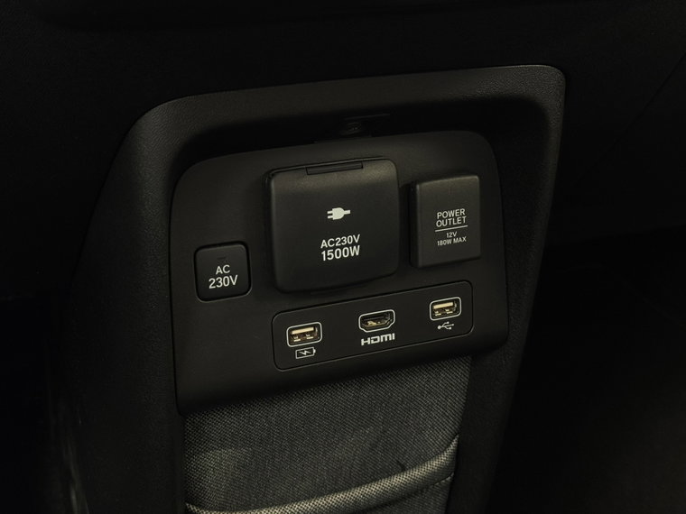 Vehicle Image 38