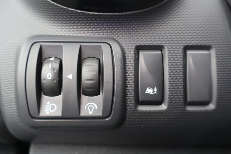 Vehicle Image 24