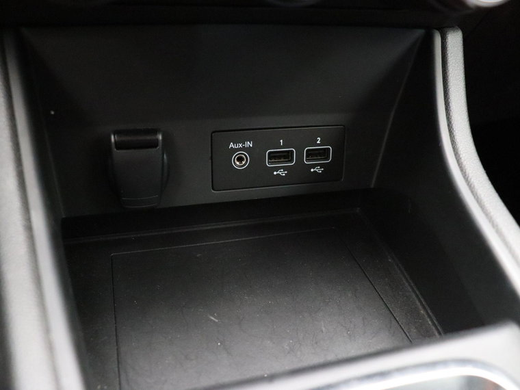 Vehicle Image 27