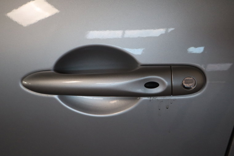 Vehicle Image 32