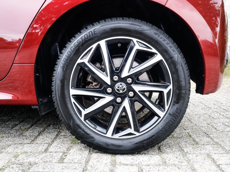 Vehicle Image 20