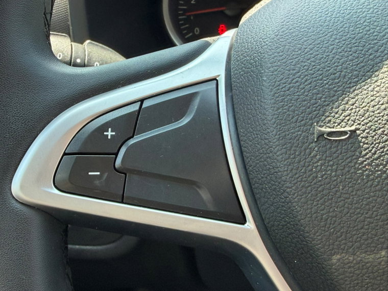 Vehicle Image 33