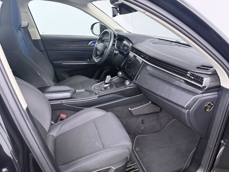 Vehicle Image 24