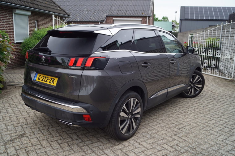 Vehicle Image 45
