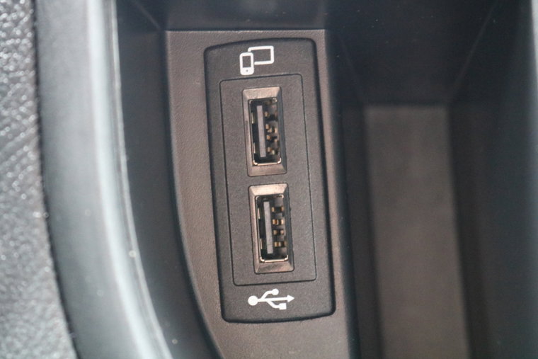 Vehicle Image 37