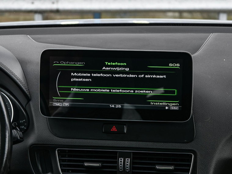 Vehicle Image 25