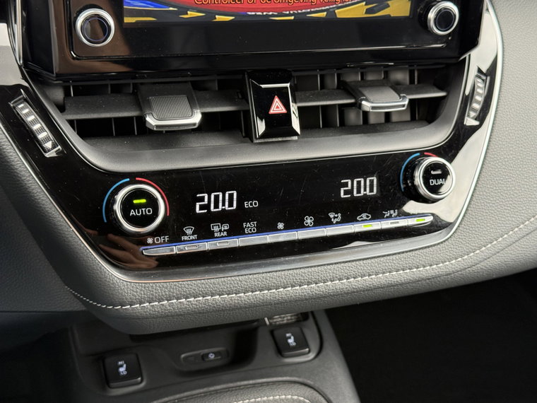Vehicle Image 24