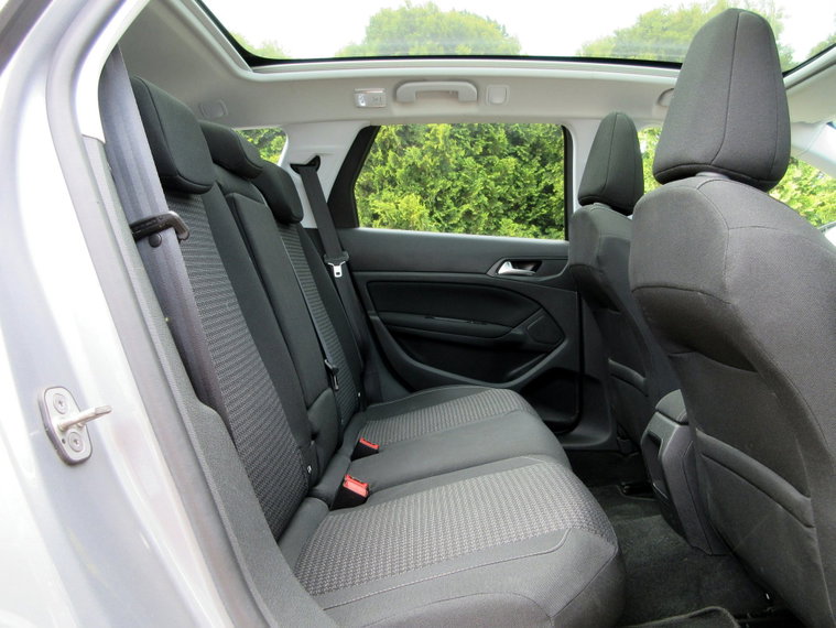 Vehicle Image 15