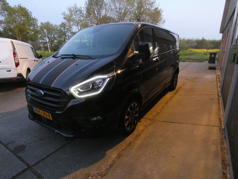 Vehicle Image 7