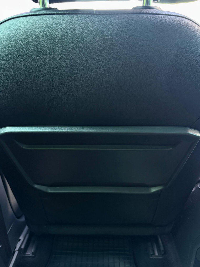 Vehicle Image 24