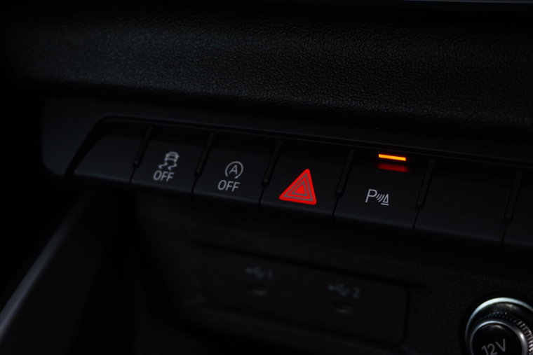 Vehicle Image 23