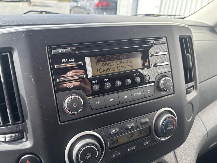 Vehicle Image 27