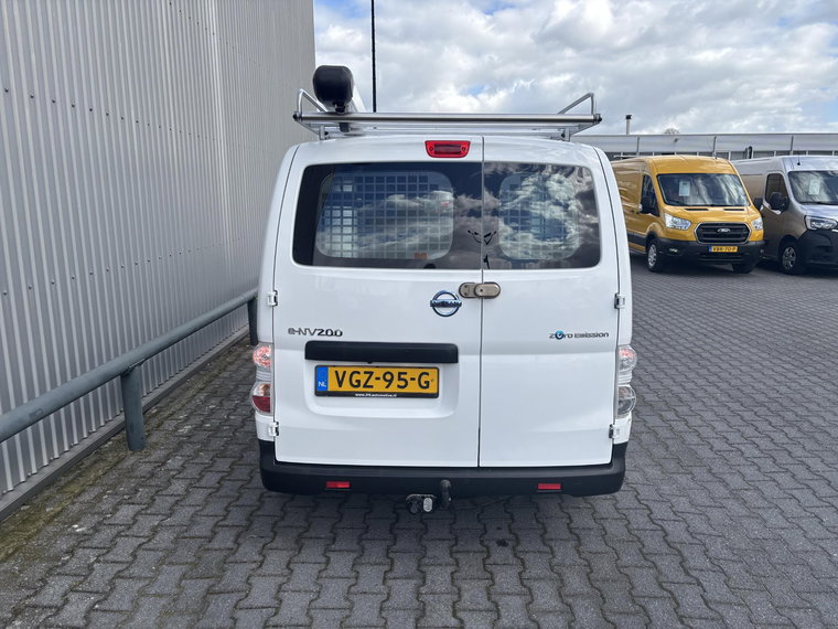 Vehicle Image 33