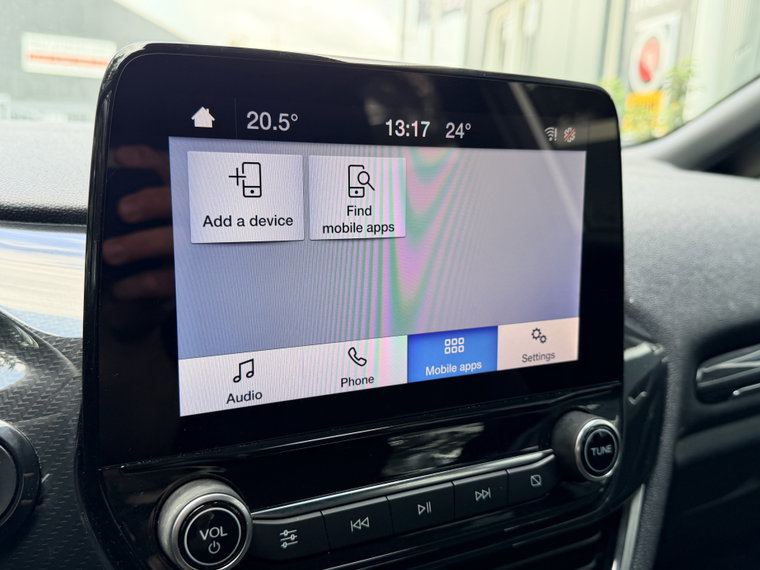Vehicle Image 19