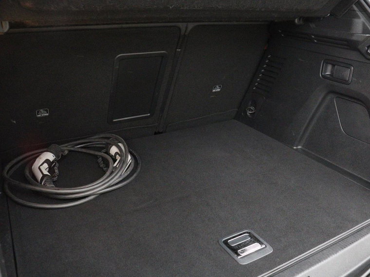 Vehicle Image 38