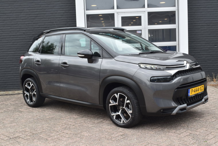 Vehicle Image 11