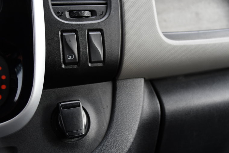 Vehicle Image 22