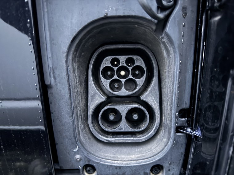 Vehicle Image 22