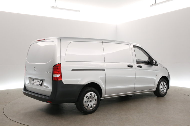 Vehicle Image 27