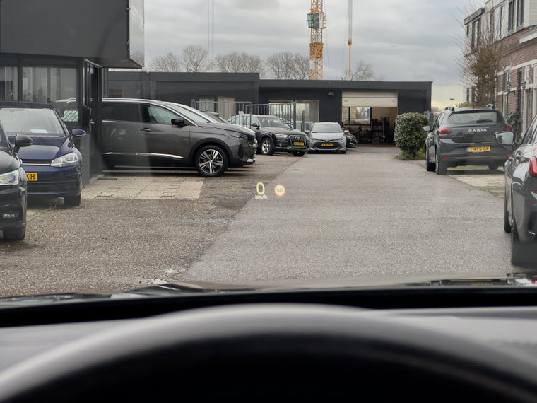 Vehicle Image 35