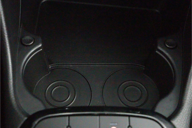 Vehicle Image 52