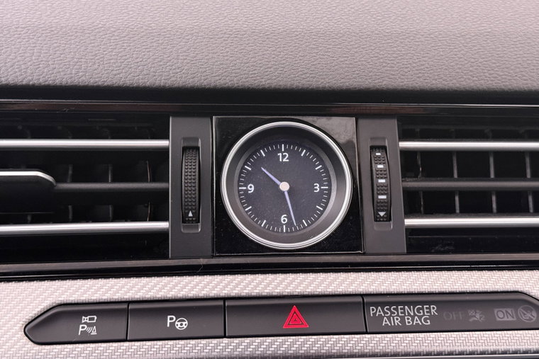 Vehicle Image 28