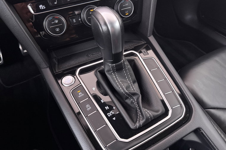 Vehicle Image 40